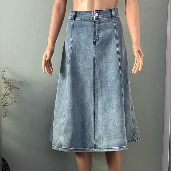Club Monaco Skirts Club Monaco Midi Skirt Size 0 Monaco Denimskirt
